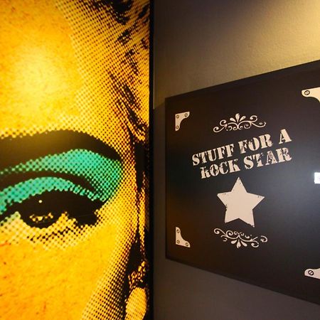 Hotel Apartamentos Rock Star Taboadela Luaran gambar