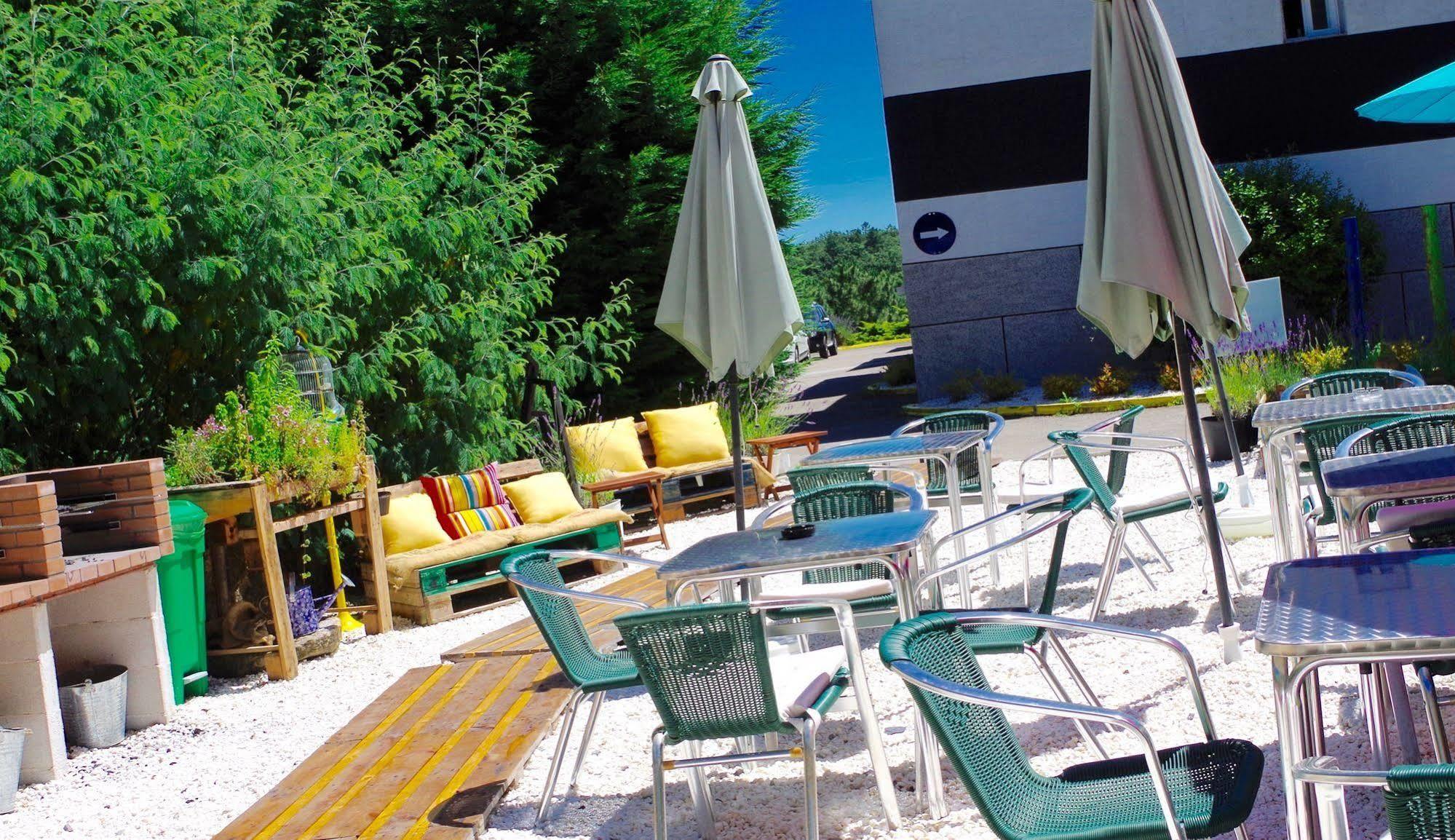 Hotel Apartamentos Rock Star Taboadela Luaran gambar